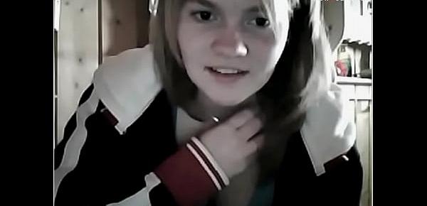  Blonde Girl Strips On Webcam